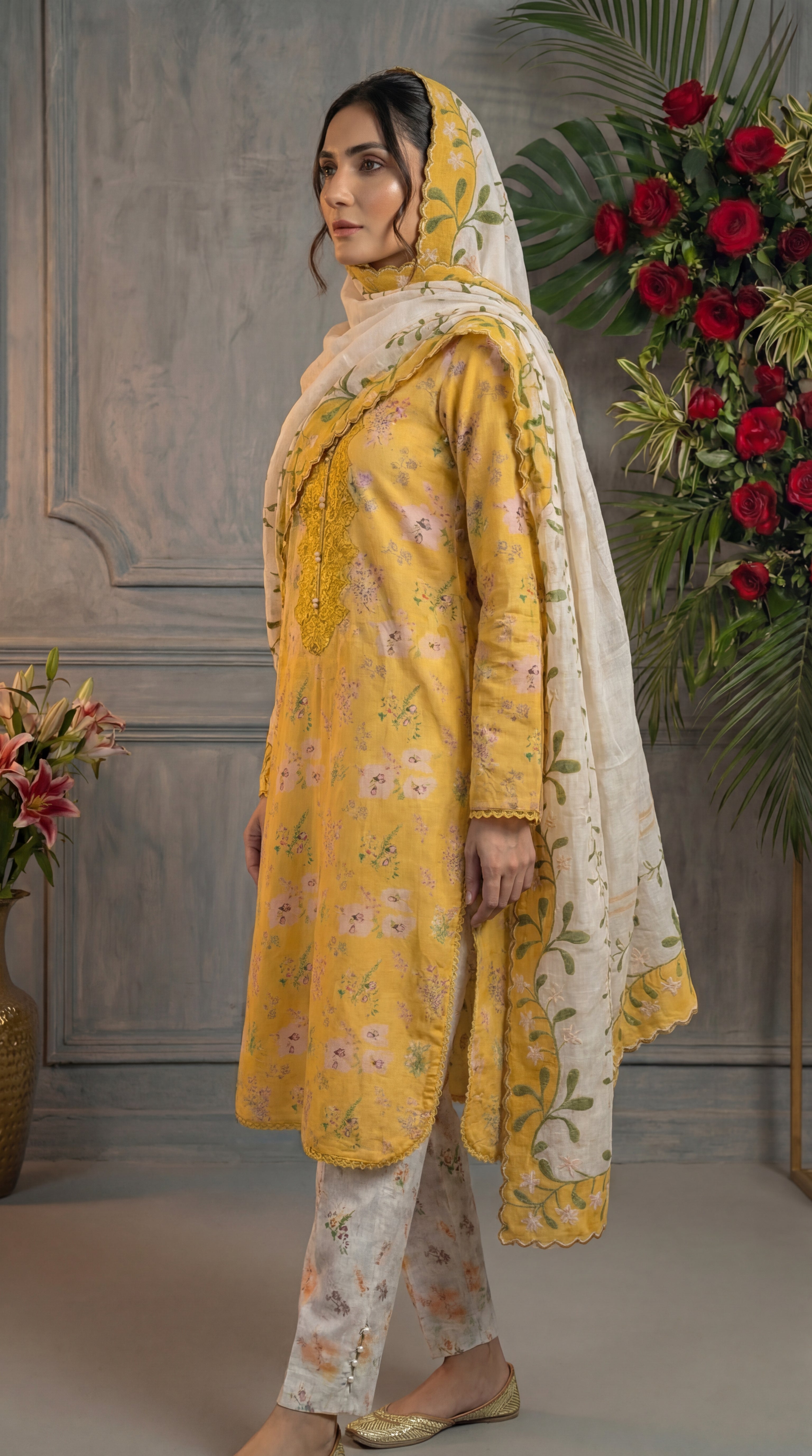 Swan| Lawn Luxe | JAZZA